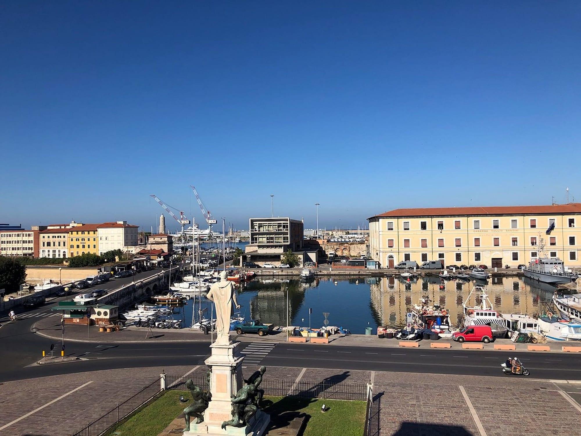 The Port Residence Livorno Buitenkant foto
