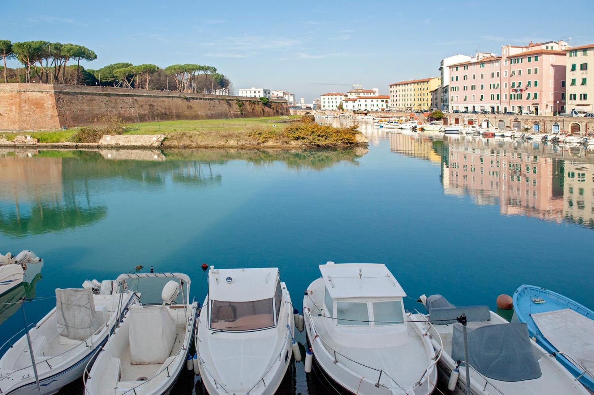 The Port Residence Livorno Buitenkant foto